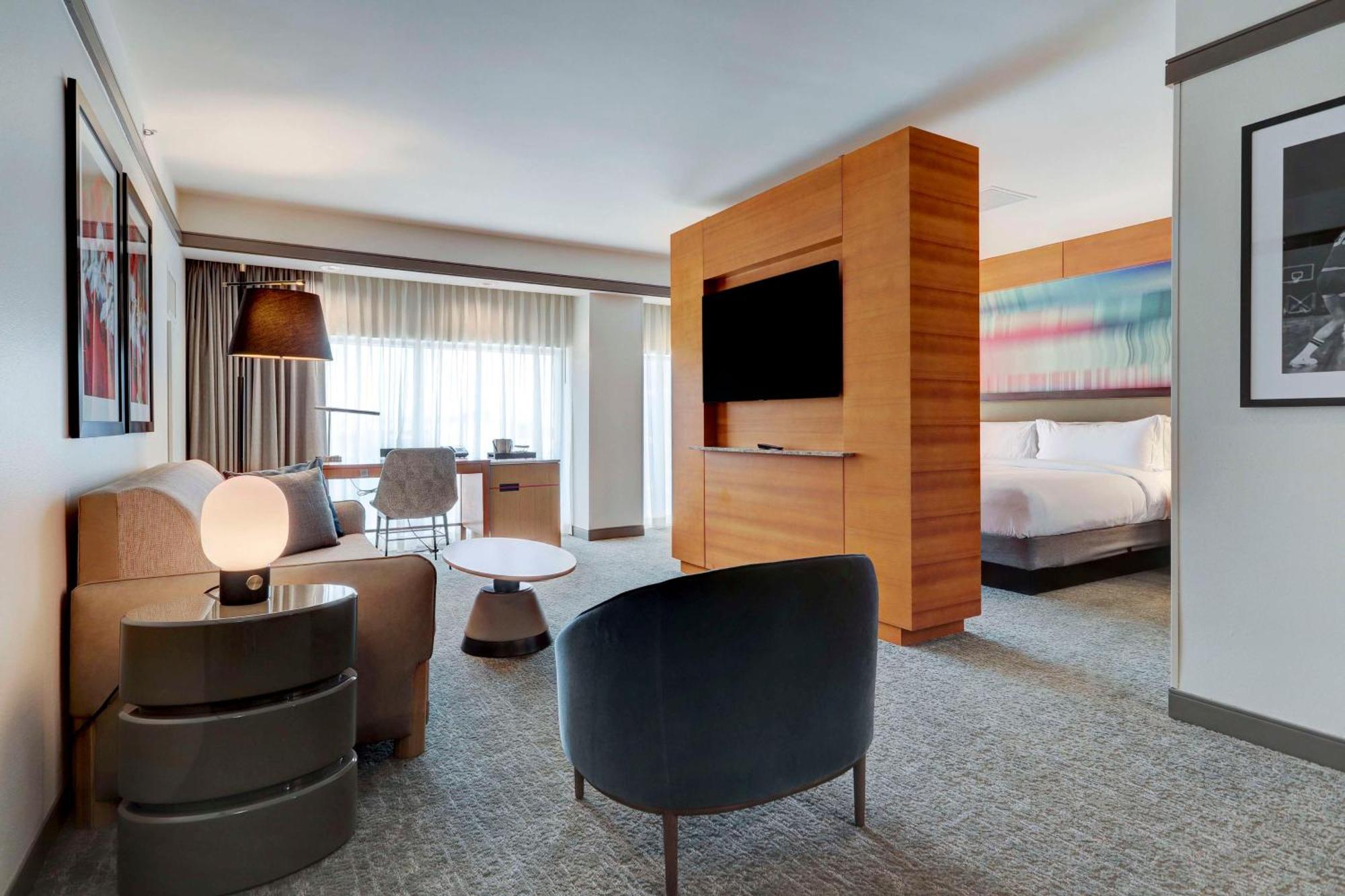 Hilton University Of Хьюстон Экстерьер фото